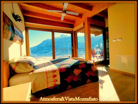 Bedroom, Mountain view