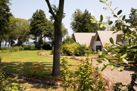 Facade/entrance, Garden, View (from property/room)