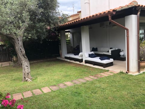 Villa Ines con piscina sud Sardegna Chalet in La Maddalena
