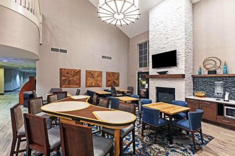 Homewood Suites by Hilton Greensboro Hotel in High Point