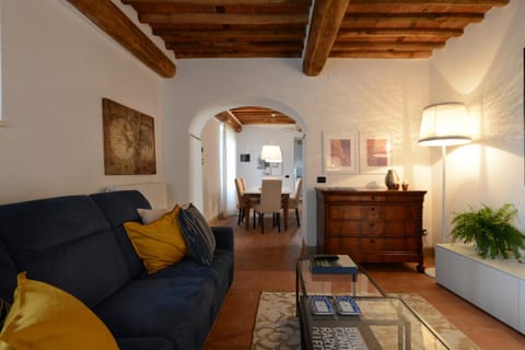 ai Santinelli Bed and Breakfast in Capannori