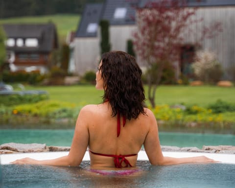 Hot Tub, Pool view