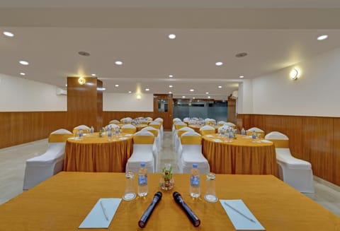 Avins Beacon Hotel - Udaipur Hotel in Udaipur