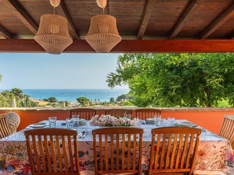 Patio, Natural landscape, View (from property/room), Dining area, Sea view