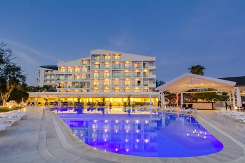 Falcon Hotel Hotel in Antalya
