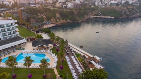 Falcon Hotel Hotel in Antalya