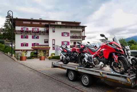 Hotel Latemar Hotel in Trentino-South Tyrol
