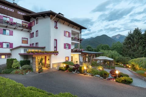 Hotel Latemar Hotel in Trentino-South Tyrol