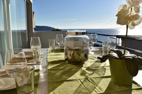 Balcony/Terrace, Dining area, Sea view