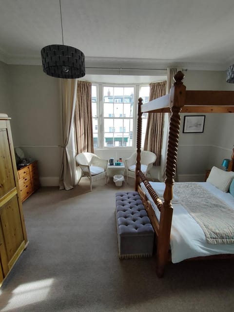 Valentine Guest House Chambre d’hôte in Weymouth