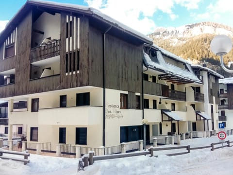 Residence Des Alpes Apartamento in Canazei