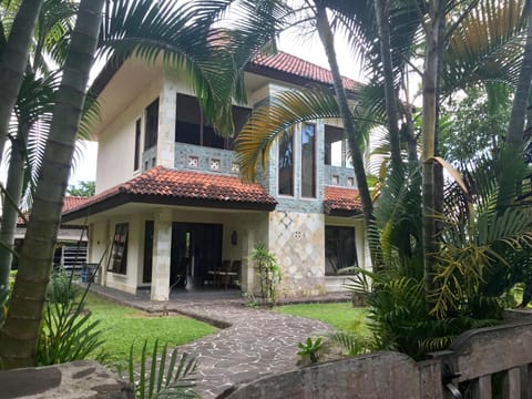 Villa Serendah Senggigi Haus in Batu Layar