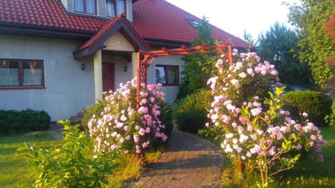 Comfortable house with garden Villa in Warsaw