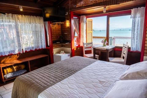 Bed, Natural landscape, Photo of the whole room, Bedroom, Sea view