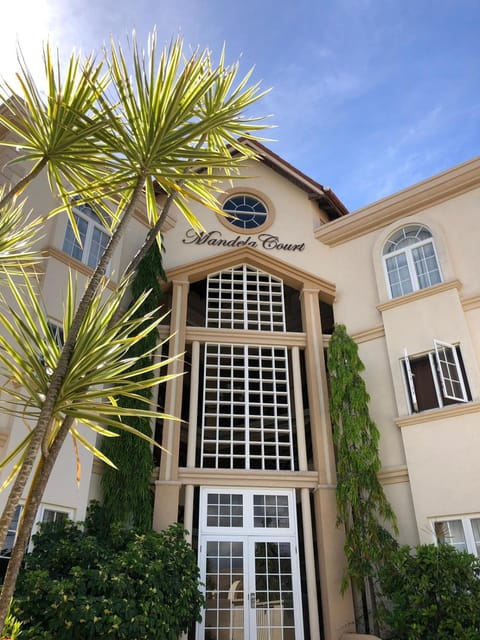 Mandela Court Suites Grenada Apartment hotel in Lance aux Epines