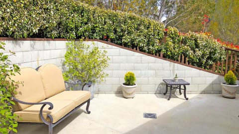 Garden, Balcony/Terrace, Garden view, Mountain view