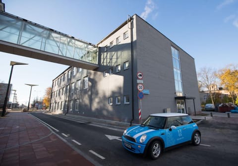 Property building, Facade/entrance, Day, Street view