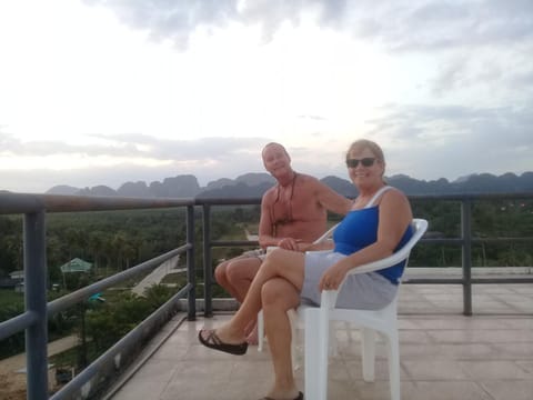 View (from property/room), City view, Lake view, Landmark view, Mountain view, Sea view, Street view