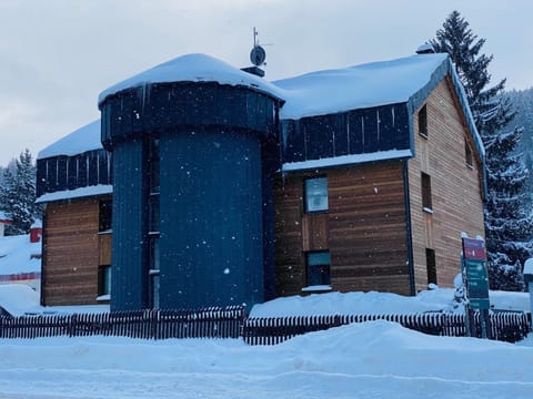 Property building, Winter