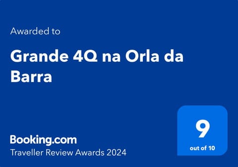 Grande 4Q 2SUITES e Terraço na BARRA perto praias Apartment in Salvador