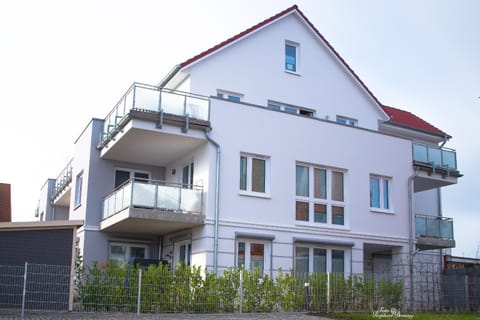 Property building, Balcony/Terrace