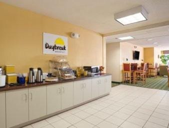 Restaurant/places to eat, Continental breakfast