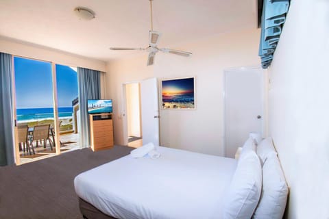 Sandcastles On Currumbin Beach Apartment hotel in Gold Coast