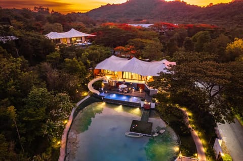 Lake view, Pool view, Swimming pool