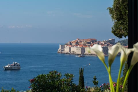 Natural landscape, On site, City view, Sea view