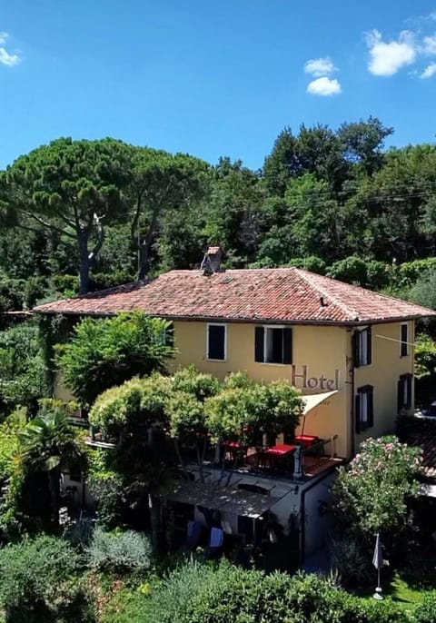 Villa Schindler Appart-hôtel in Manerba del Garda