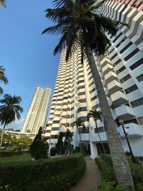 The View Feringghi Executive Apartment Appartamento in Penang