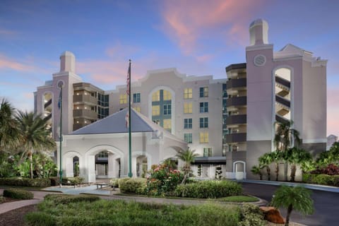 Embassy Suites by Hilton Orlando Lake Buena Vista Resort Resort in Orlando
