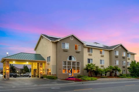 Comfort Inn & Suites Redwood Country Hôtel in Fortuna