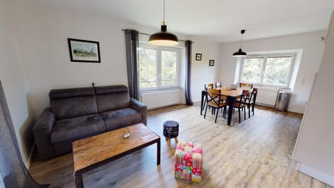 Living room, Dining area