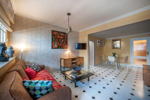 Luminoso apartamento céntrico 3 hab 2 baños Eigentumswohnung in Seville