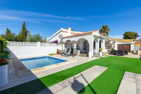 Fidalsa Relax Pool & BBQ Villa in Torrevieja