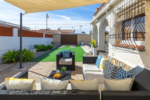 Fidalsa Relax Pool & BBQ Villa in Torrevieja