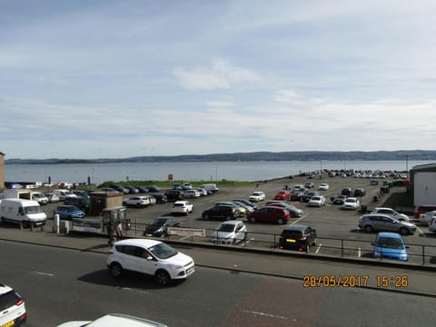 The Lookout Apartment in Scotland