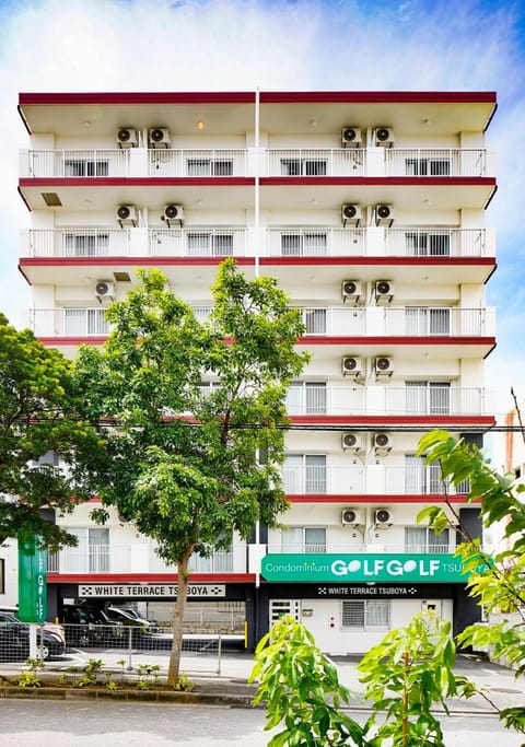 Condominium GOLF GOLF Tsuboya Apartment hotel in Naha