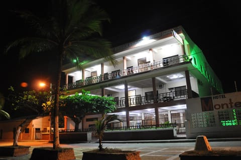 Hotel Montecarlo Beach Hotel in Santiago de Tolú