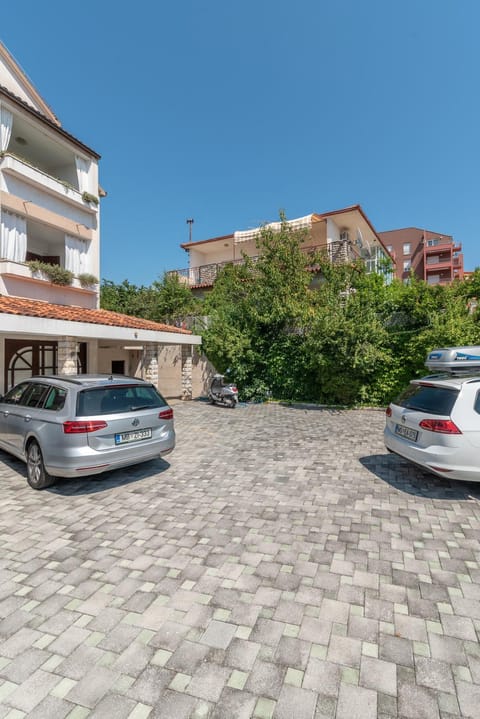 Apartments Vojin Appartement in Okrug Gornji