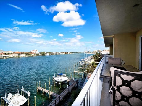 Bay Harbor 403 Condo in Clearwater Beach