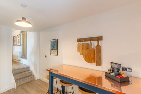 Luxury Chapel Apartment within City Walls Condominio in Chester