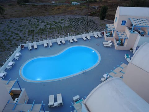 Unique Galini Oia - Adults Only Apartment hotel in Oia