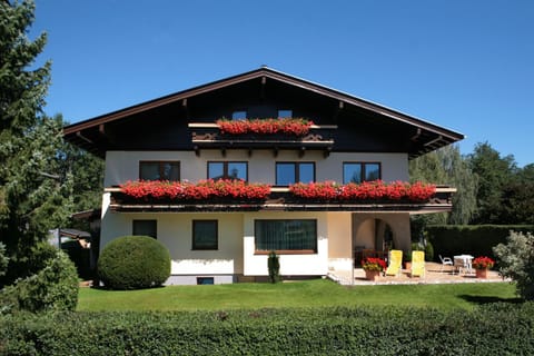 Facade/entrance, Summer