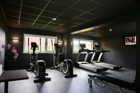 Activities, Fitness centre/facilities, Garden view