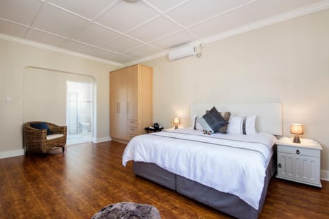 Walmer Villiers Self Catering Bed and Breakfast in Port Elizabeth