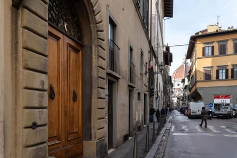 Arch Apartment Duomo - Florence Appartement in Florence