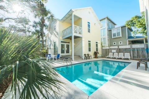 Brzee Bungalow House in Destin