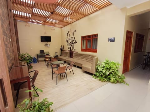 Communal lounge/ TV room, Living room, Area and facilities